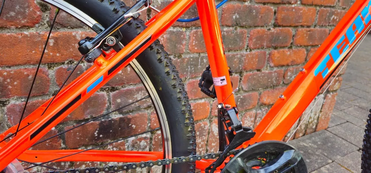 26 Inch Team Mountain Bike Orange, brand new - Image 3
