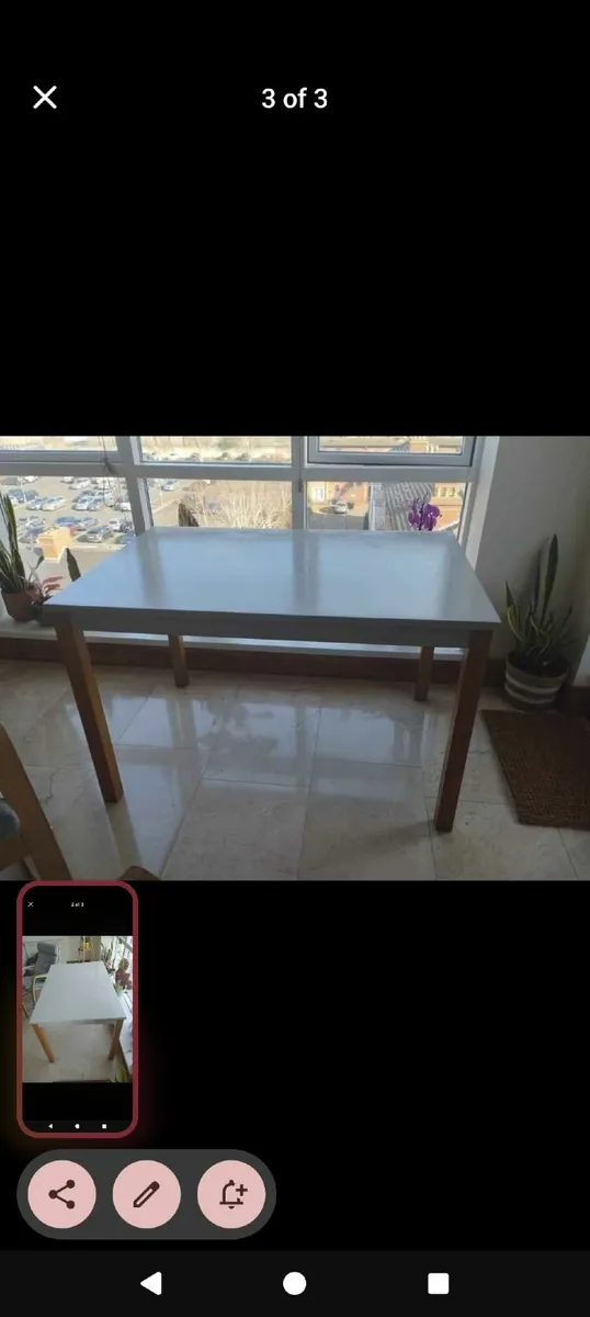 Dining table - Image 1