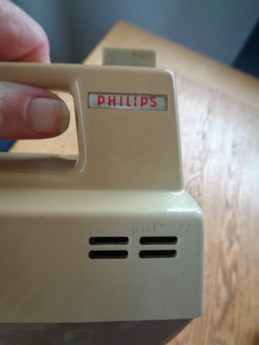 Philips Electric Hand Held Mixer for Sale - Image 3