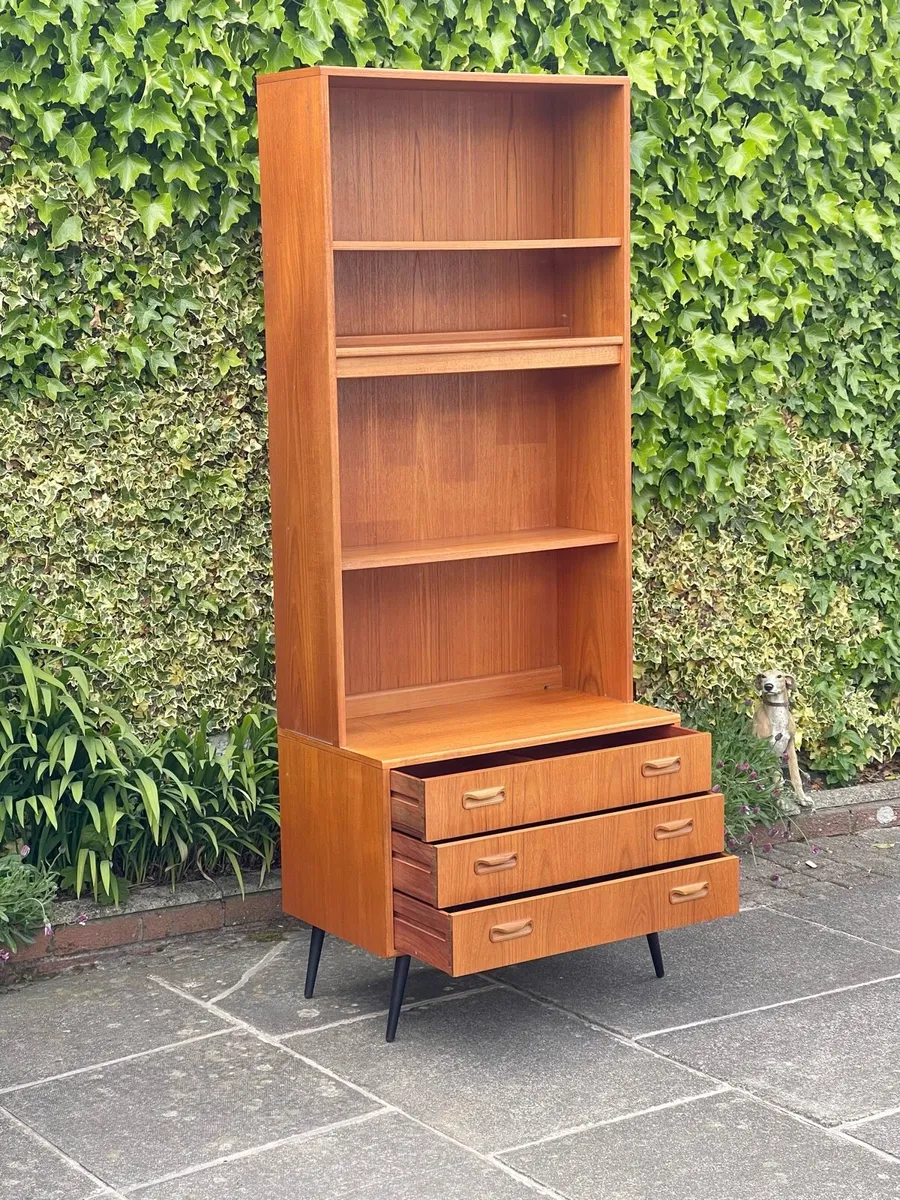 Mid century G Plan book & chest - Image 3