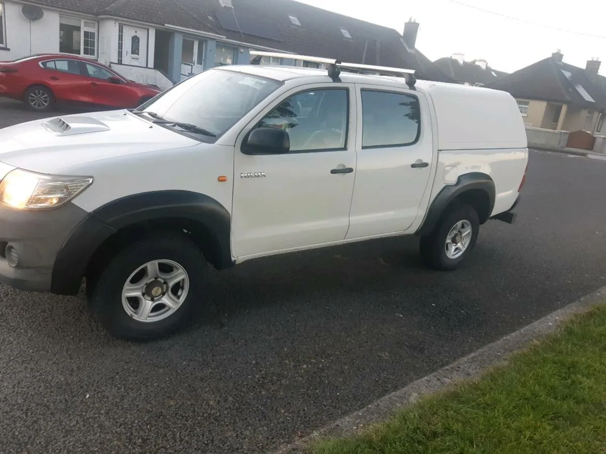 Toyota  hilux  very good condition  tested - Image 1