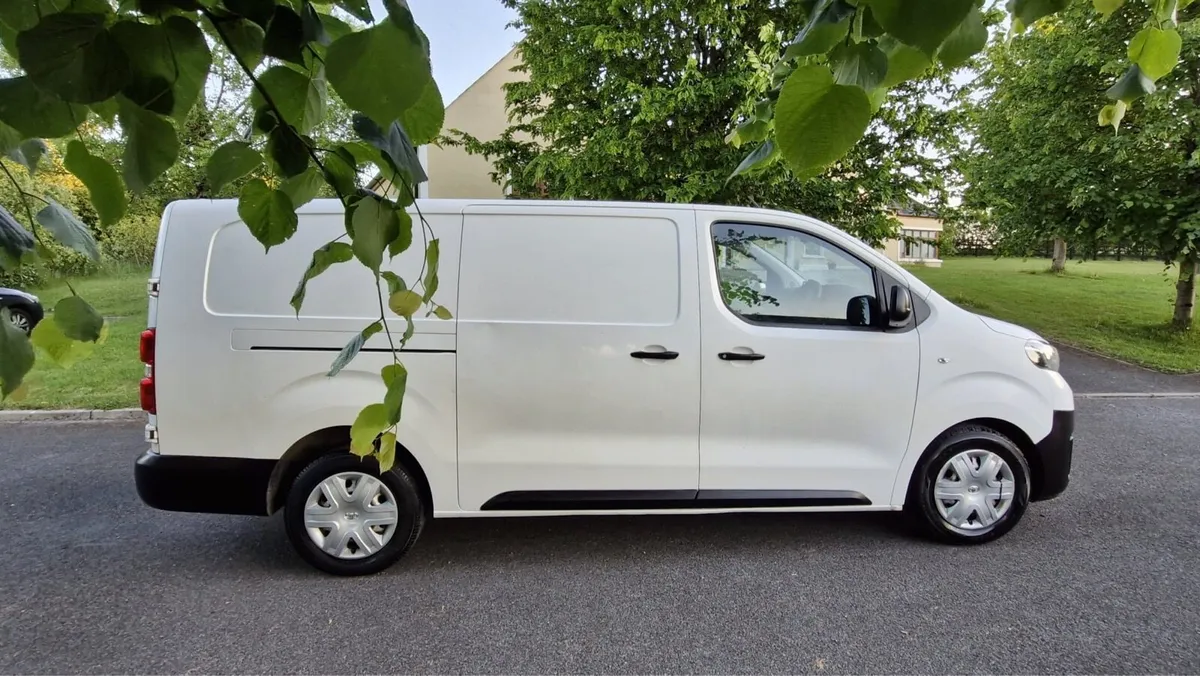 2018 Toyota proace 1.6 diesel - Image 2