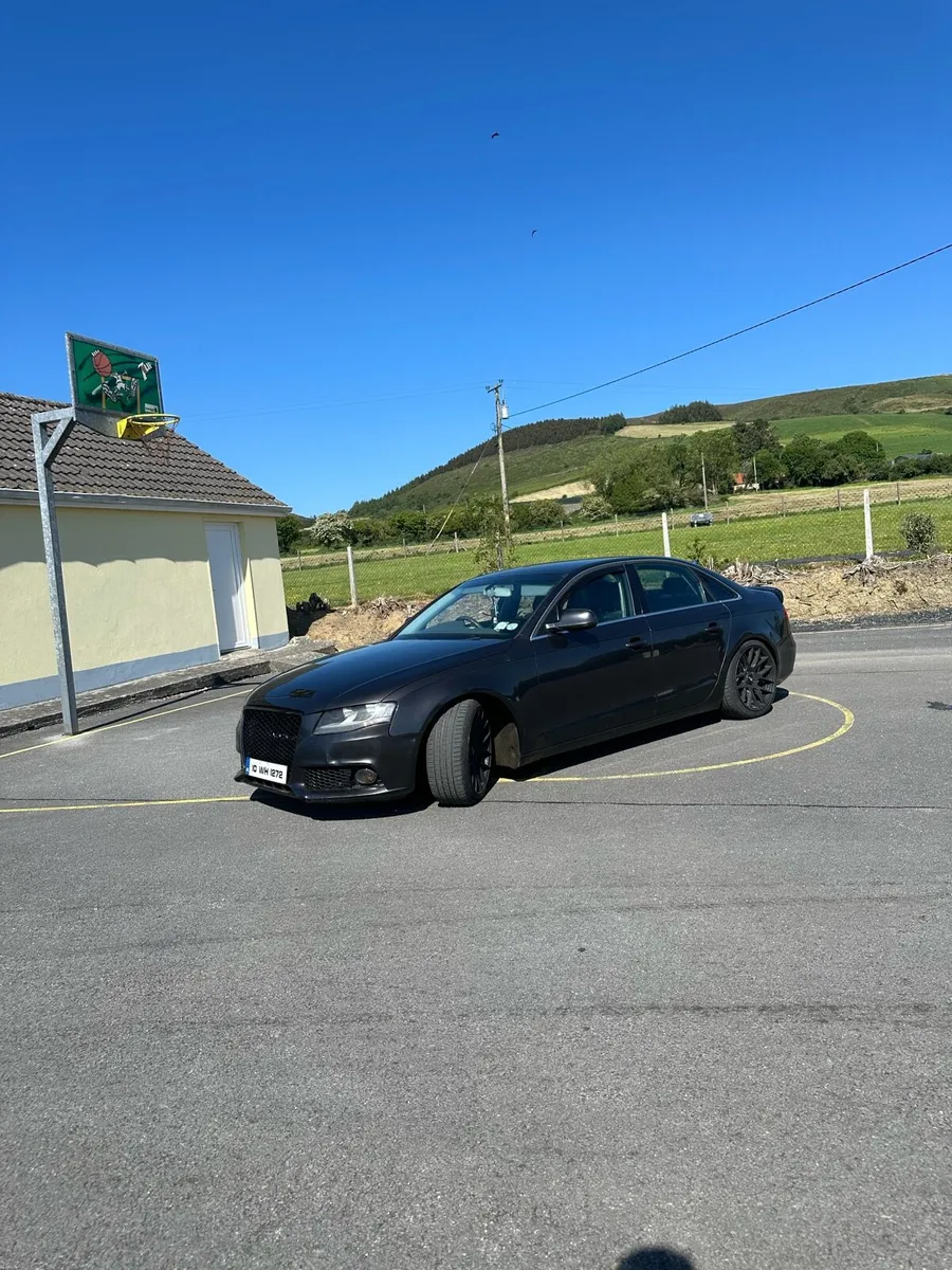 ✅ Audi A4 - Image 4
