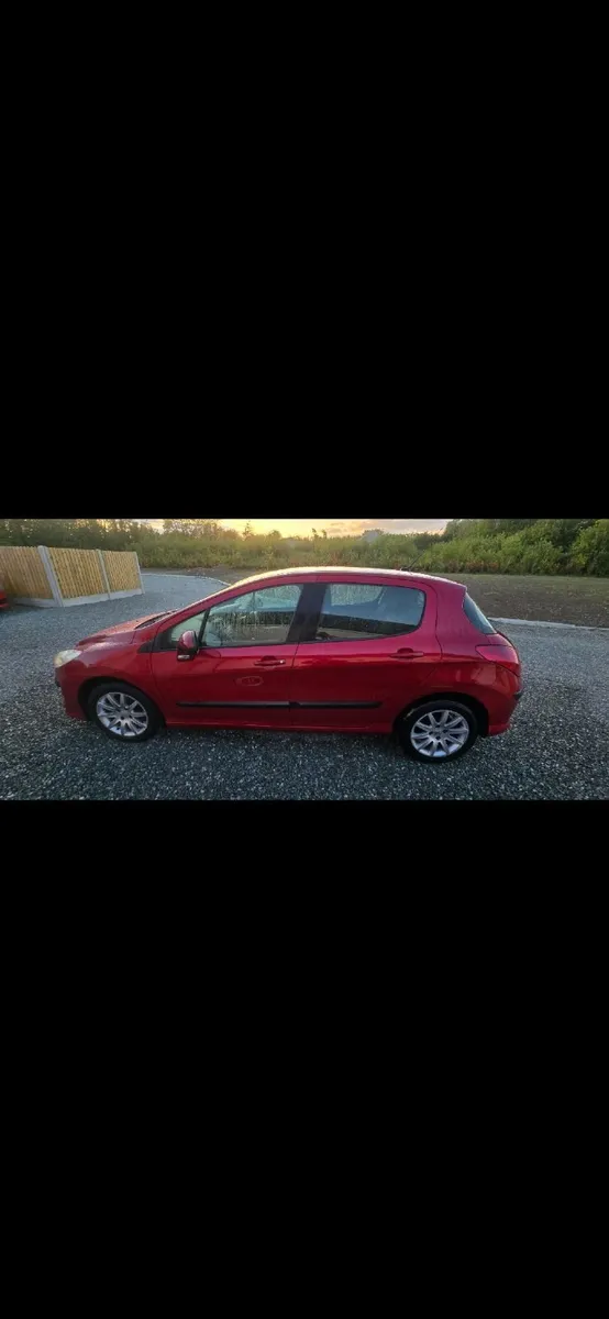 Peugeot 308 2010 - Image 3
