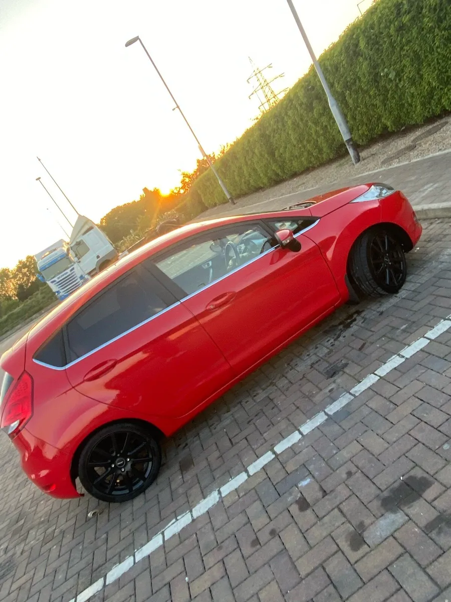 2012 Ford fiesta “Titanium” 116,000 Km - Image 1