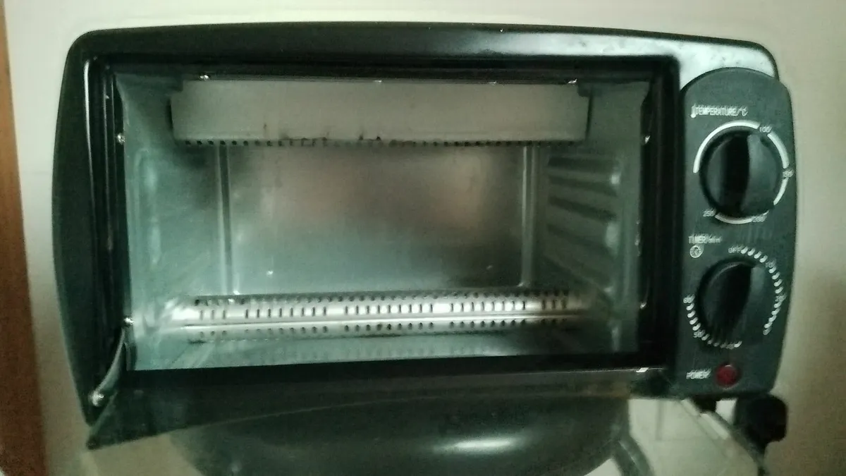 Mini Oven for caravan - Image 2