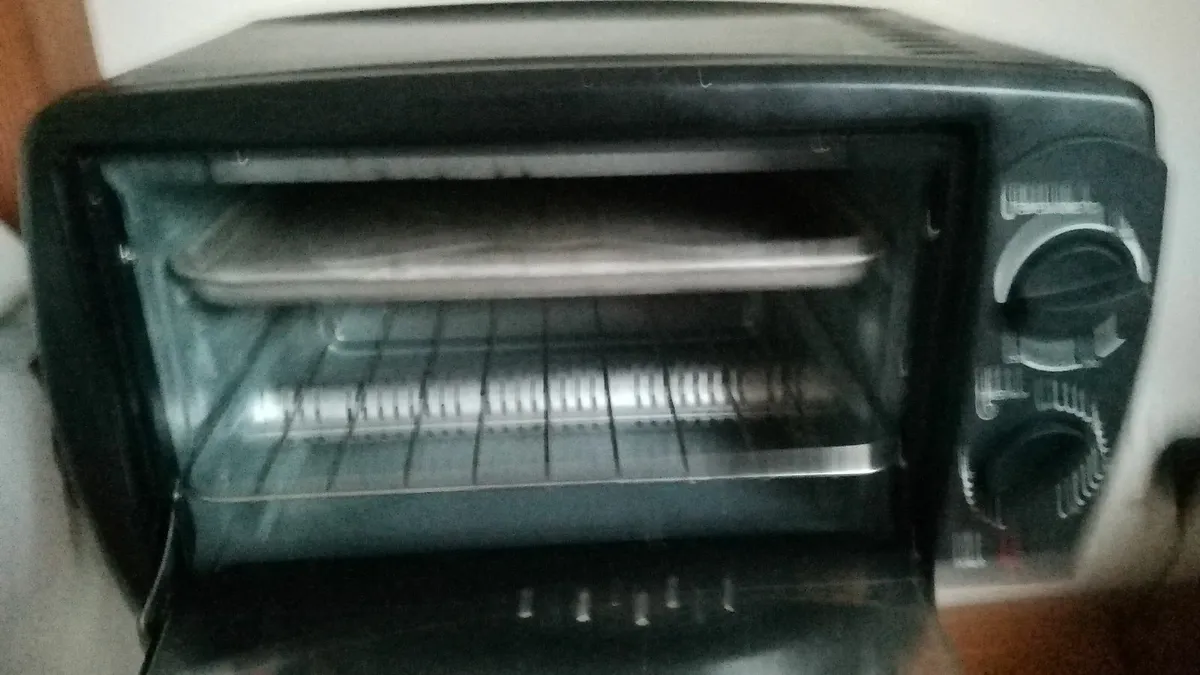 Mini Oven for caravan - Image 3