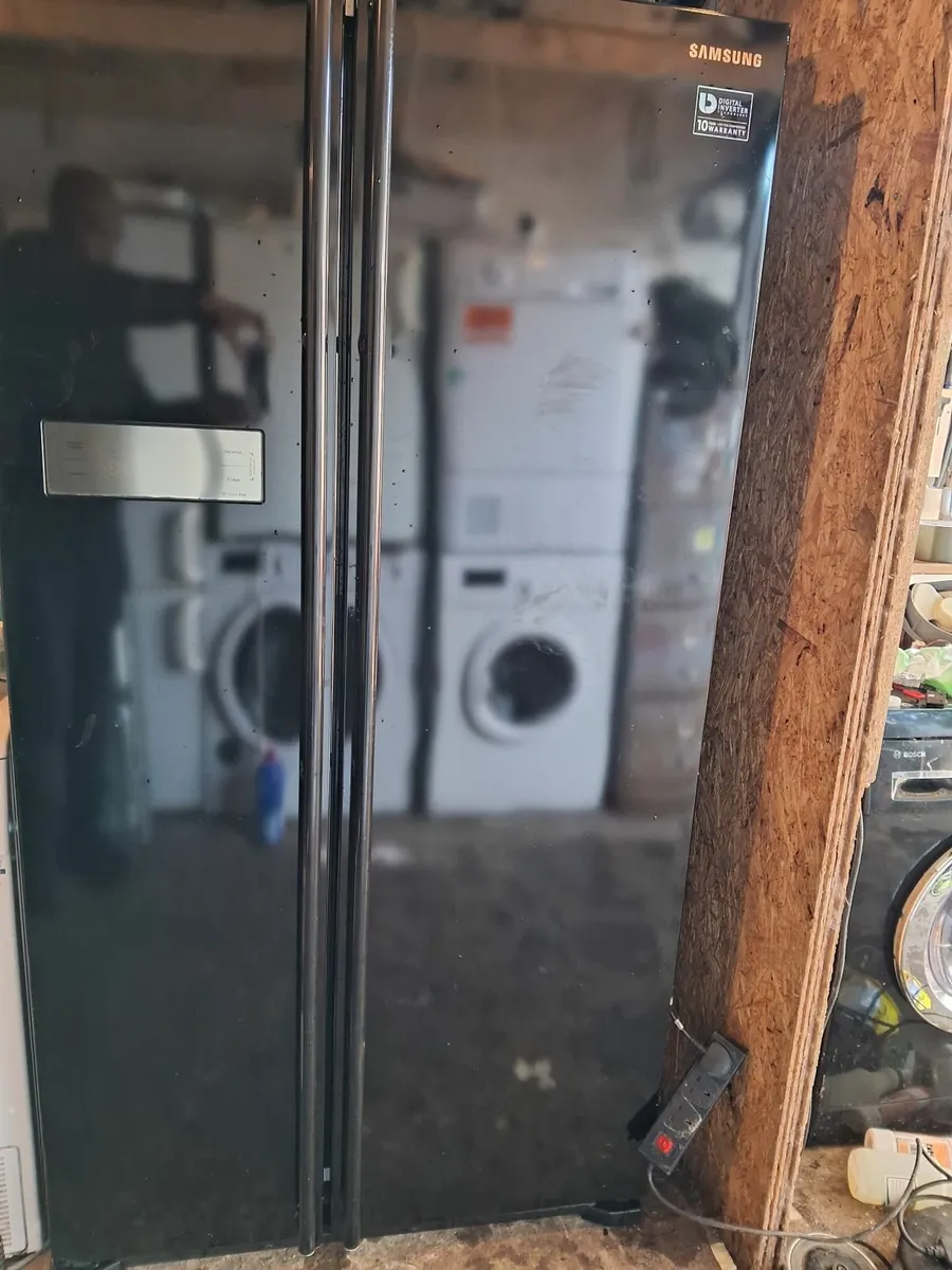 SAMSUNG AMERICAN FRIDGE AND FREEZER - Image 1