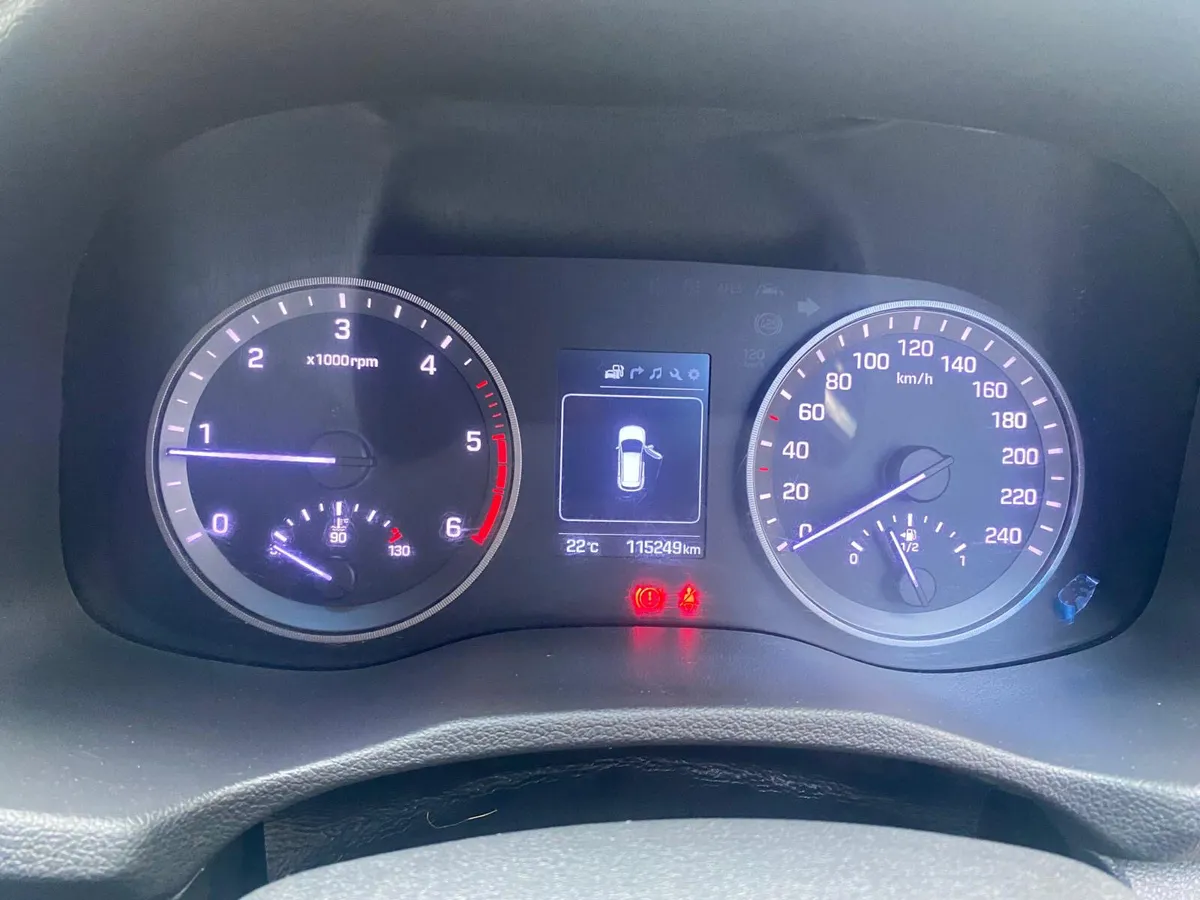 Hyundai Tucson 2016 - Image 2