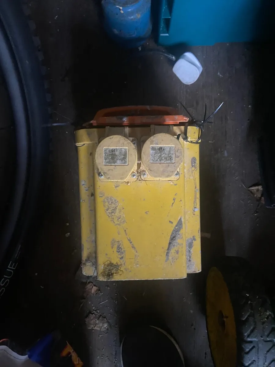 110 v  transformer - Image 1