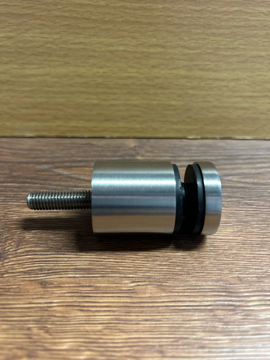 Glass Retainer Point Fixing - Image 1