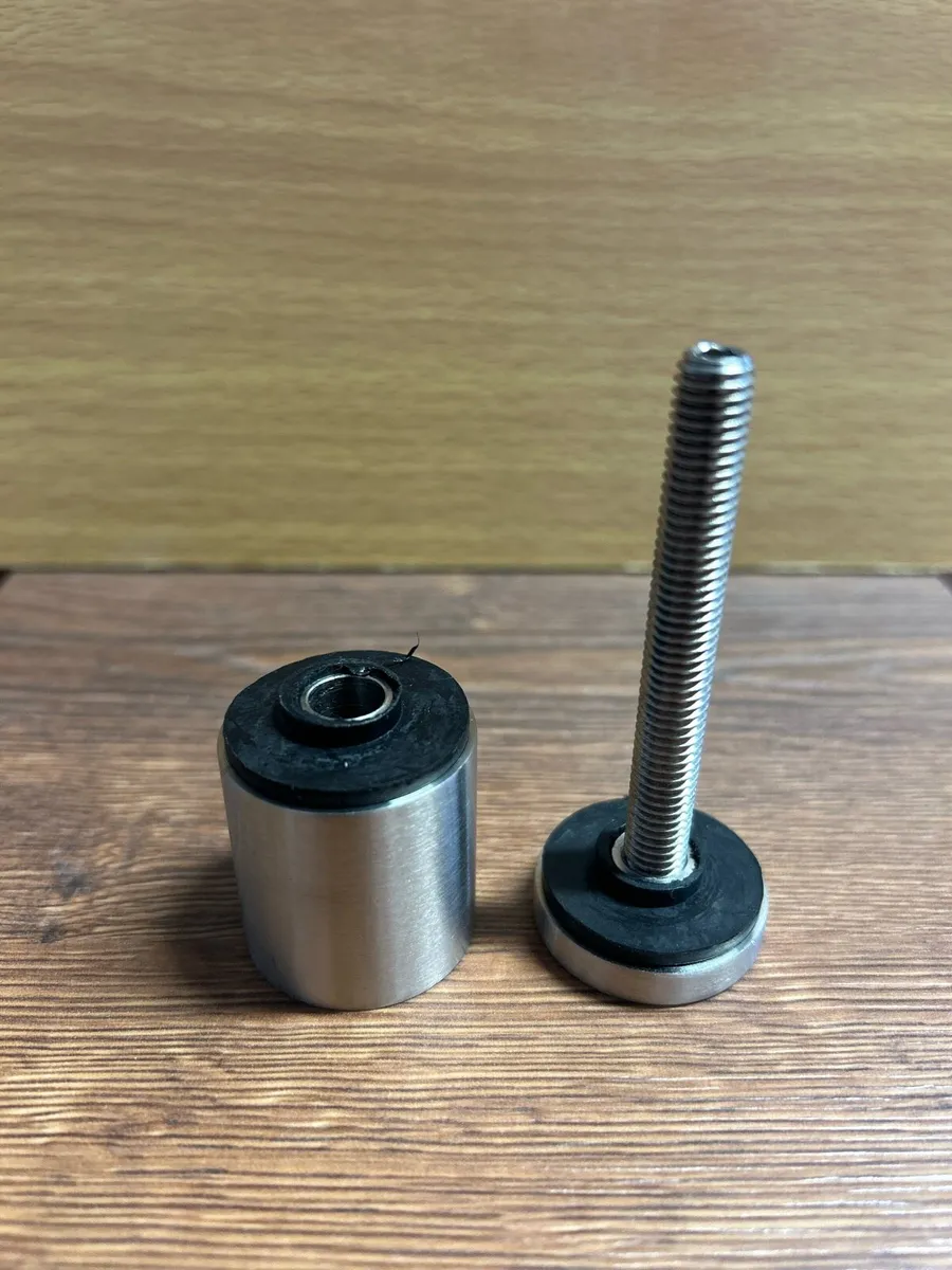 Glass Retainer Point Fixing - Image 2