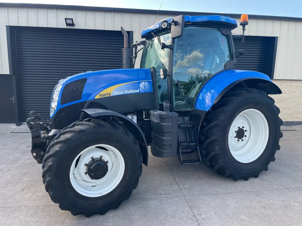 2012 NEWHOLLAND T6070 - Image 1