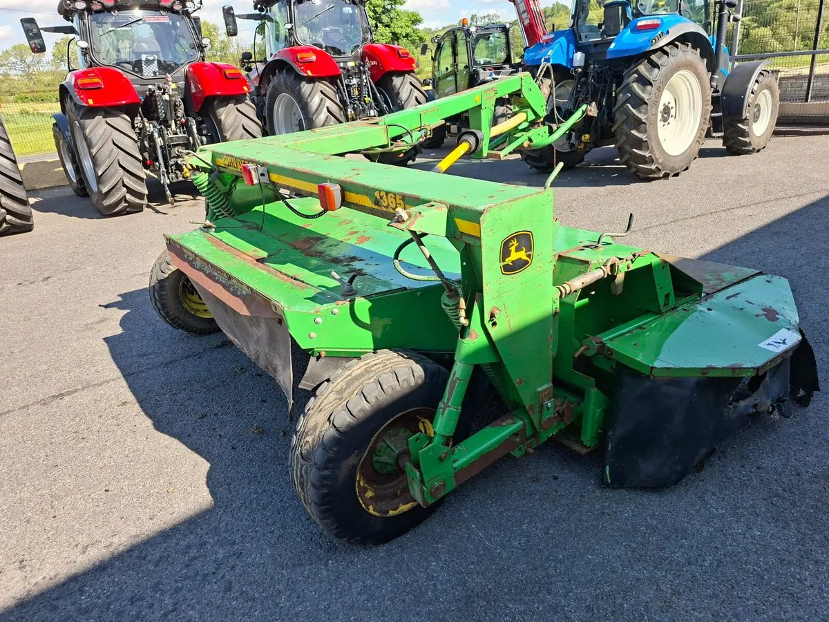 JOHN DEERE 1365 - Image 3
