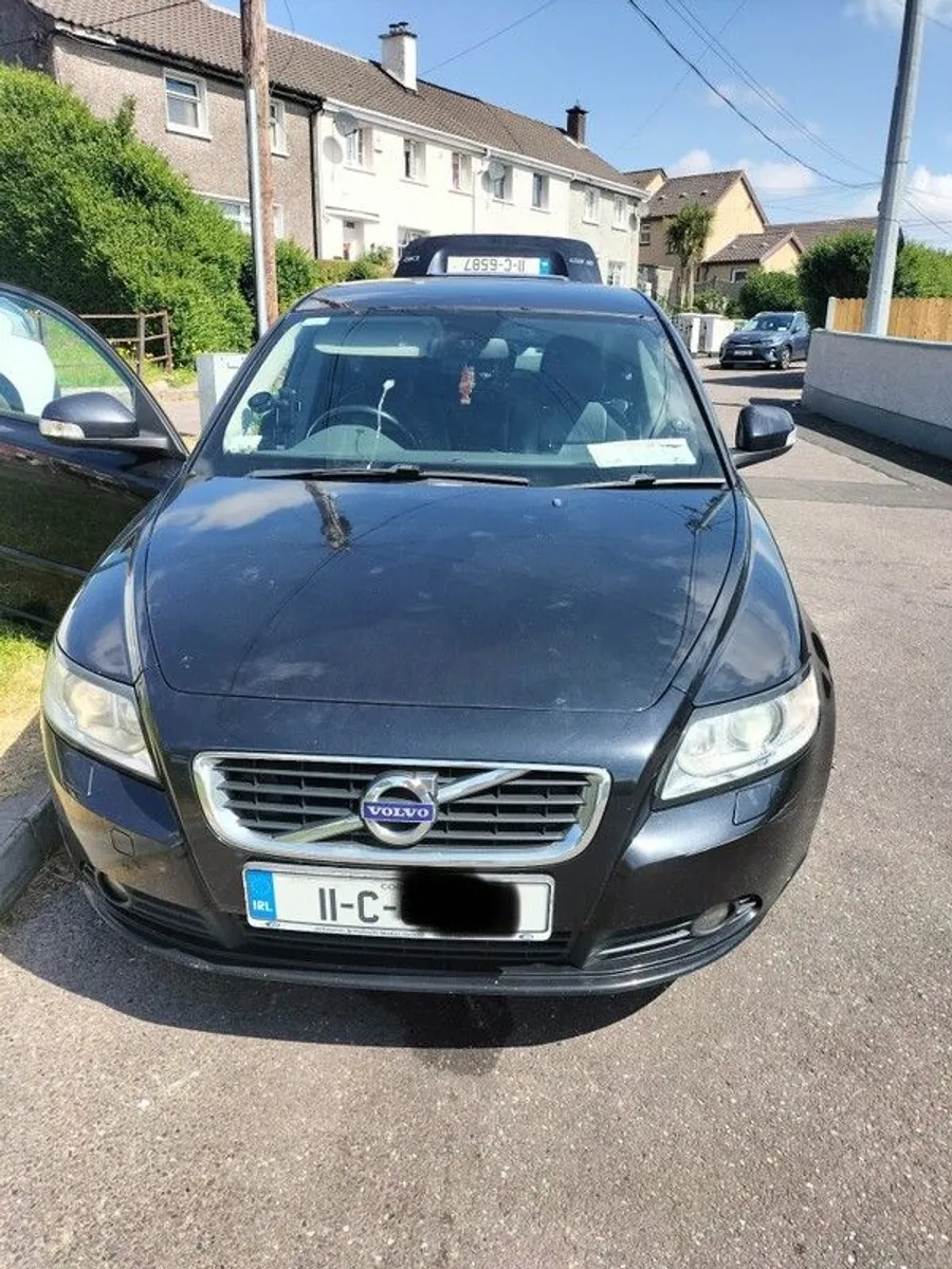 2011 Volvo S40 - Image 1