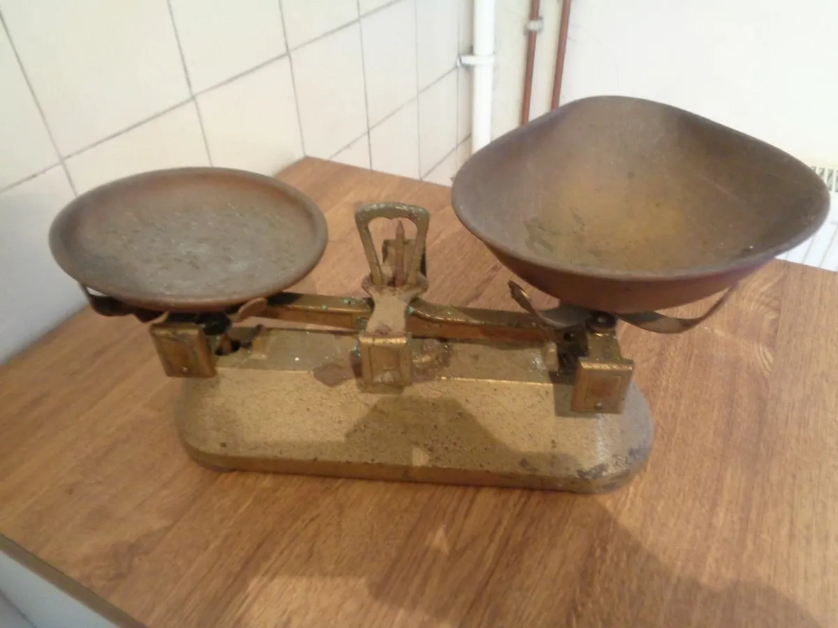 Vintage Brass FJ Thorton & Co. for Sale - Image 4
