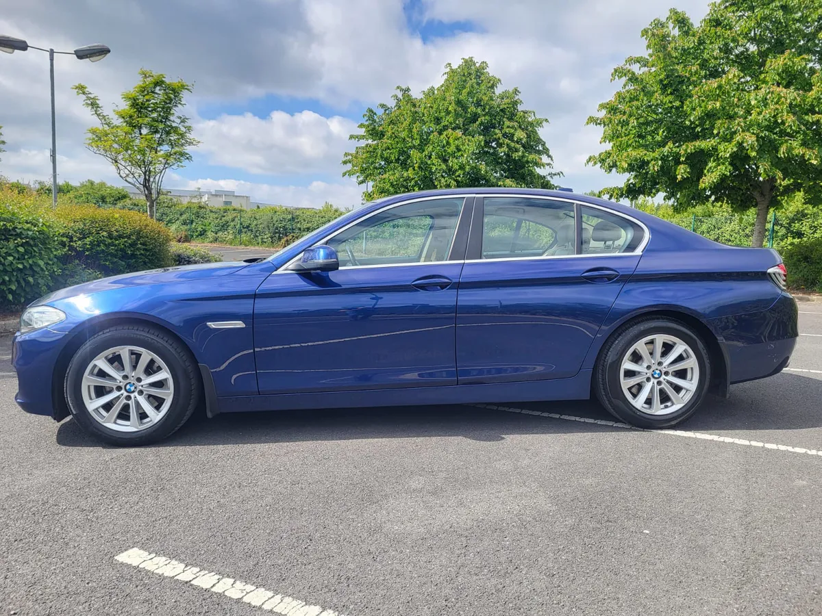 2015  BMW 520D SE  AUTOMATIC LOW MIKES - Image 2