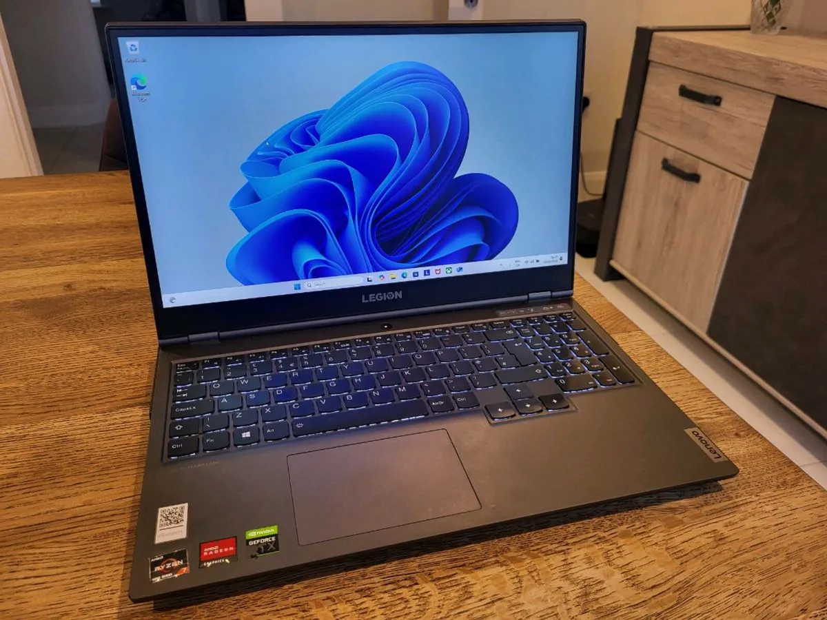 Laptop Lenovo - Image 1