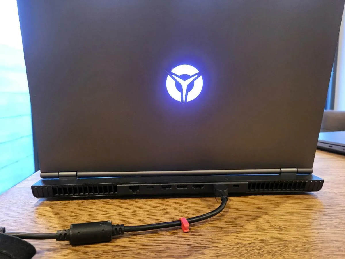 Laptop Lenovo - Image 4