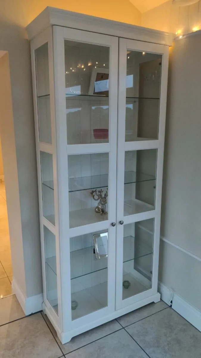 Display Cabinet - Image 1