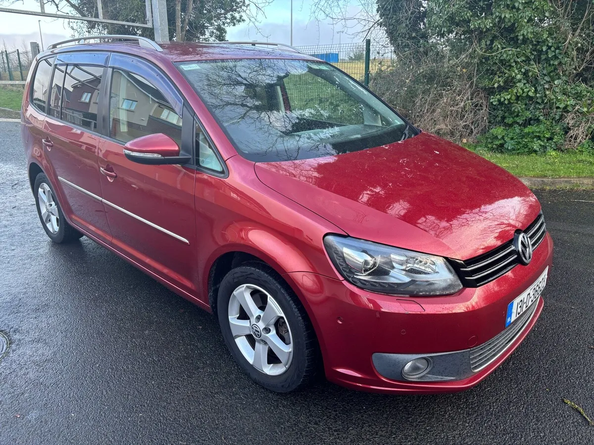 131 VW TOURAN NCT 09/25 AUTO 7 SEATER - Image 3
