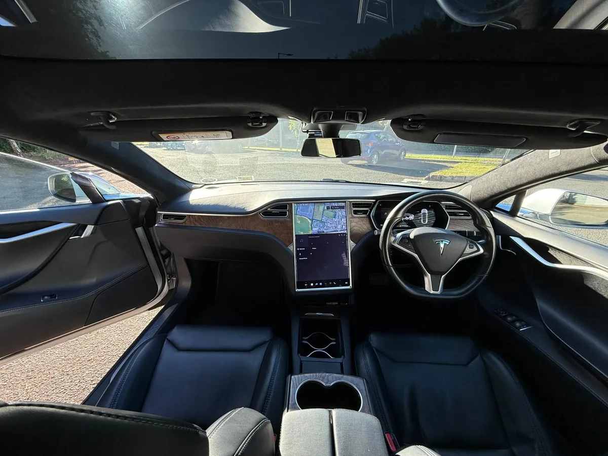 Tesla Model S 2018 - Image 4