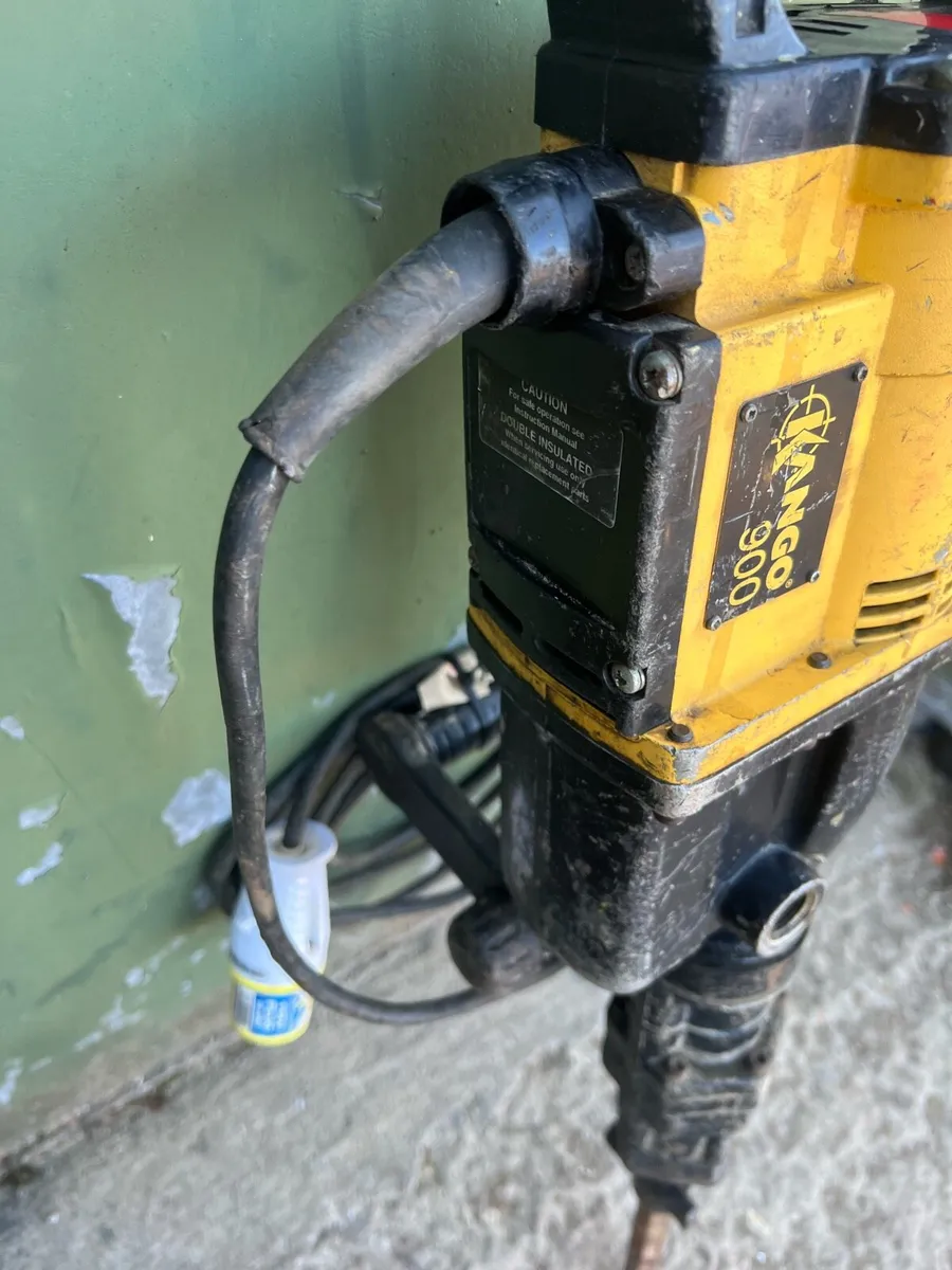 Kango 900 Demolation Hammer Breaker - Image 2
