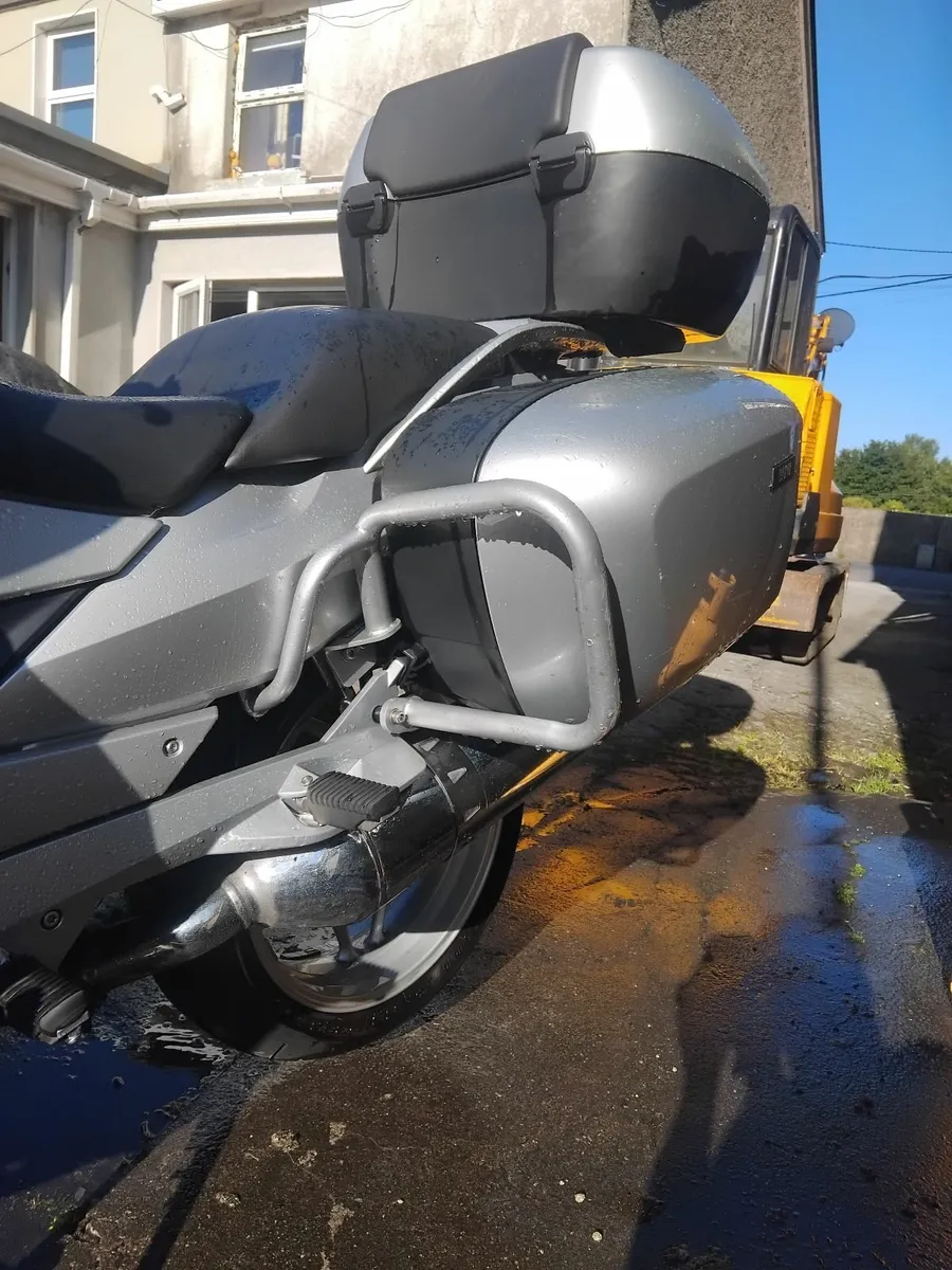BMW R 1200 RT 2008 - Image 2