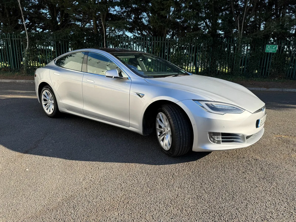 Tesla Model S 2018 - Image 1