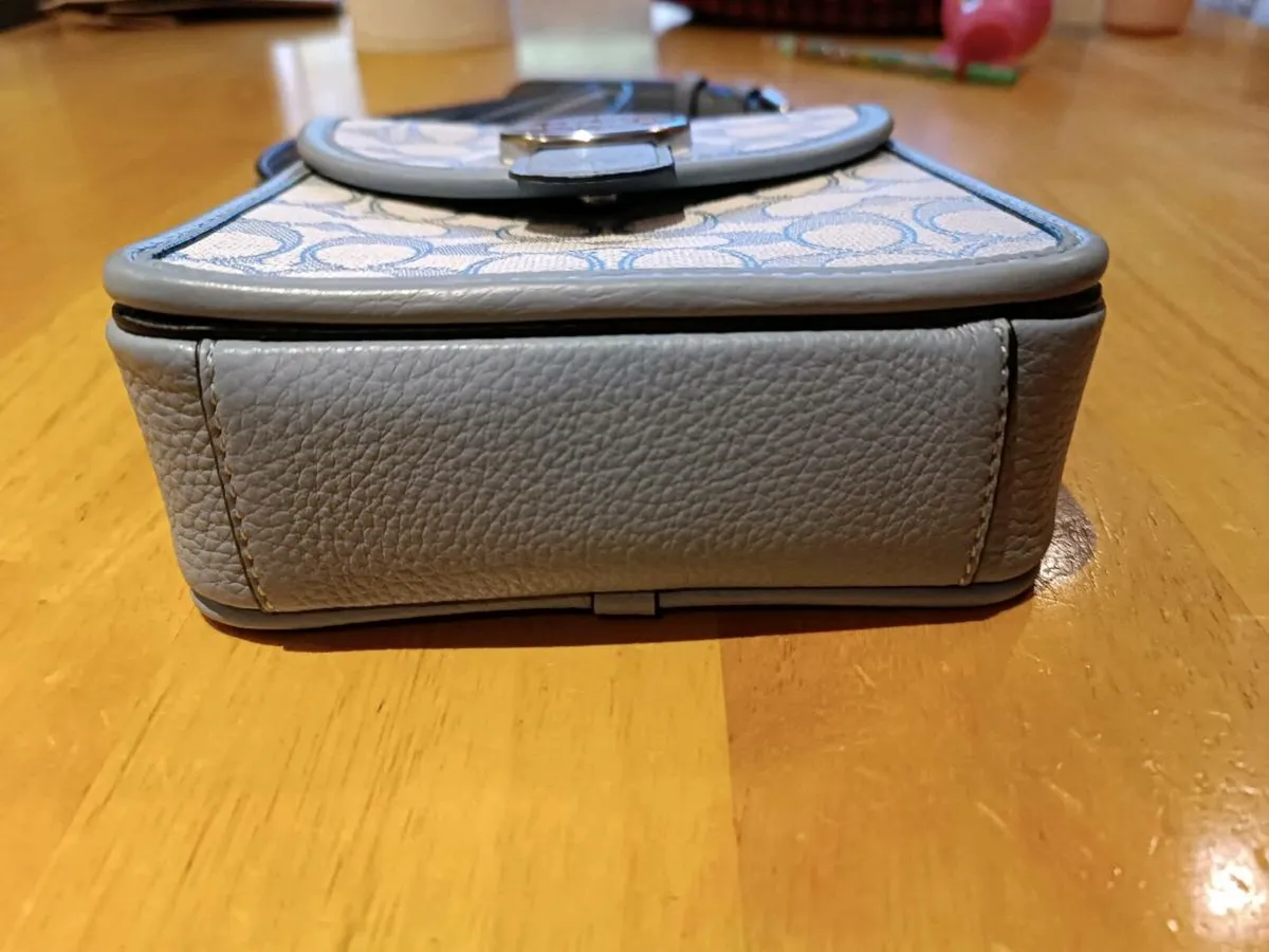 Coach crossbody bag - Image 2