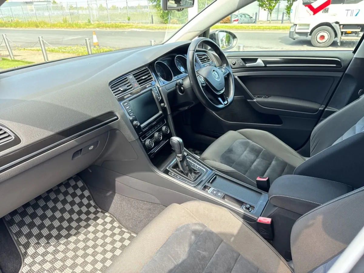 Volkswagen Golf 1.4l Petrol Automatic TSI - Image 3