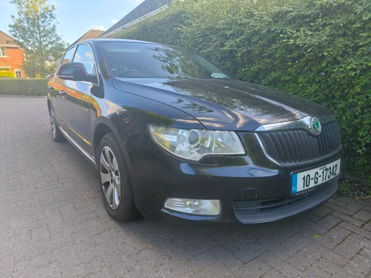 Skoda Superb - Image 1