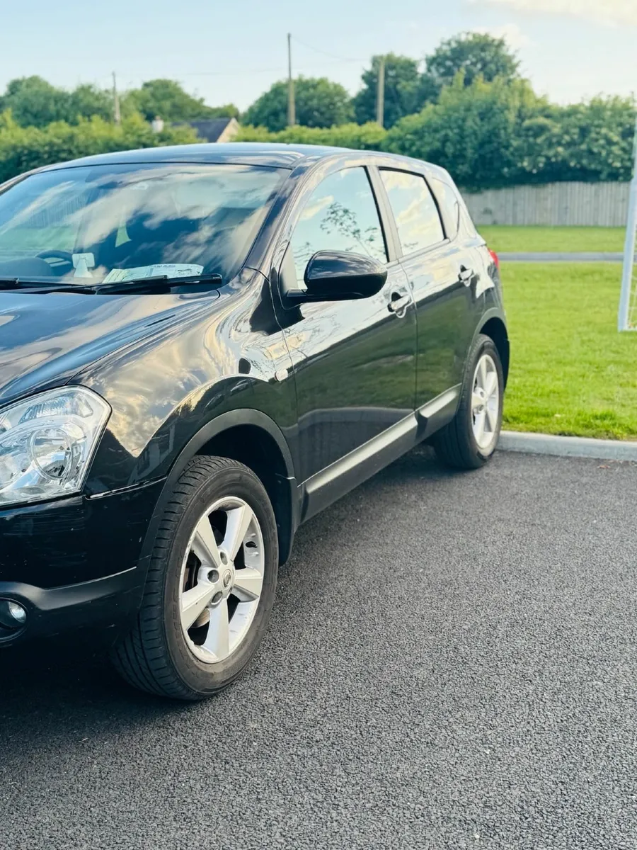 Nissan Qashqai 2010 - Image 2