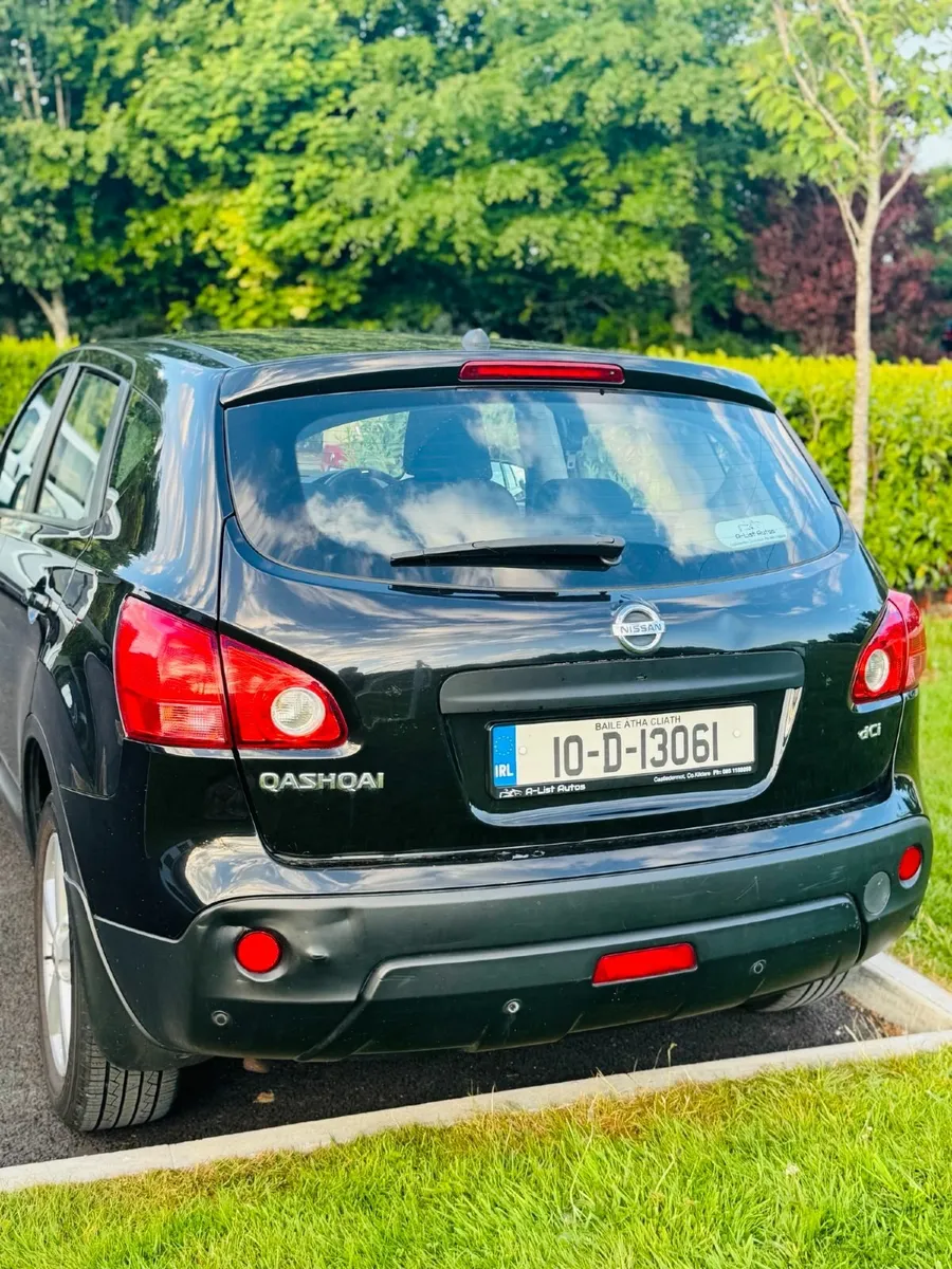 Nissan Qashqai 2010 - Image 4