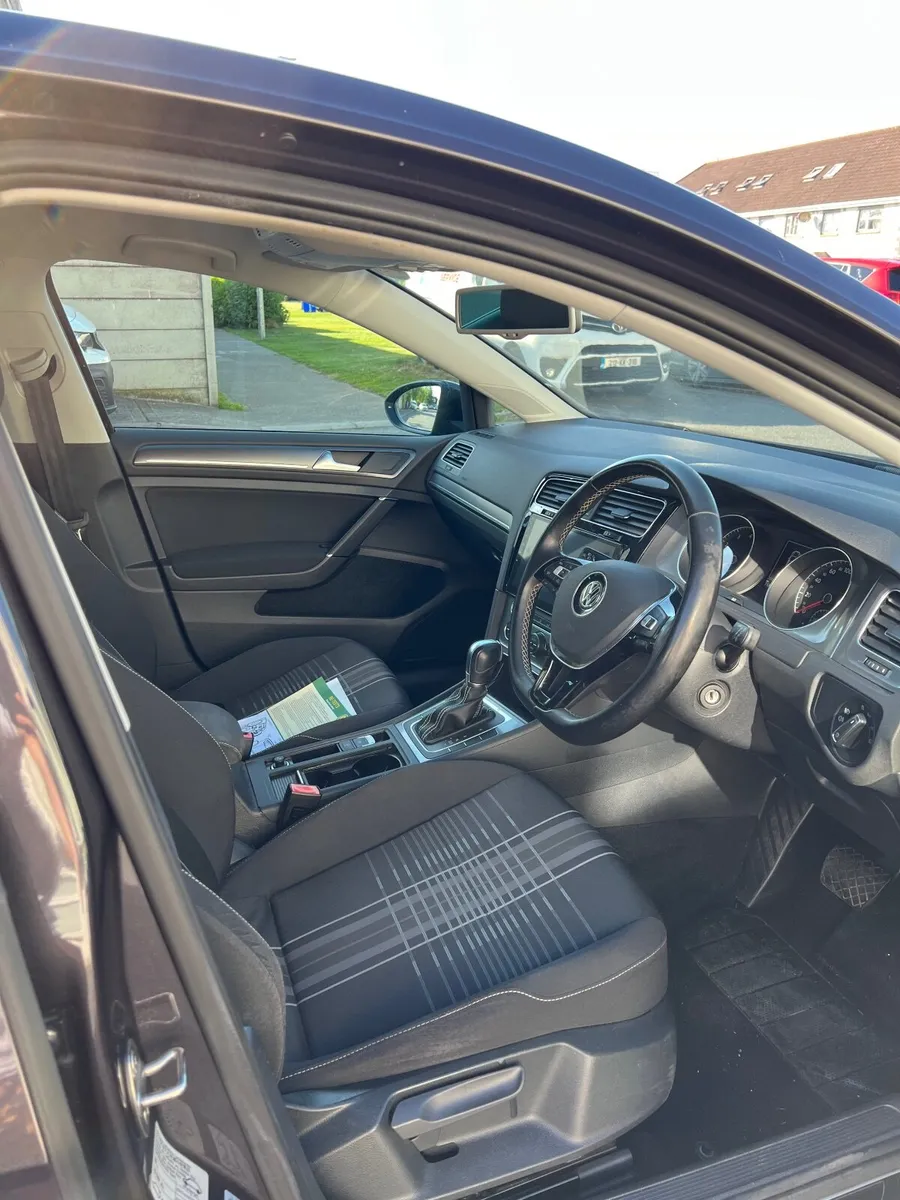 Volkswagen Golf 2015 - Image 2