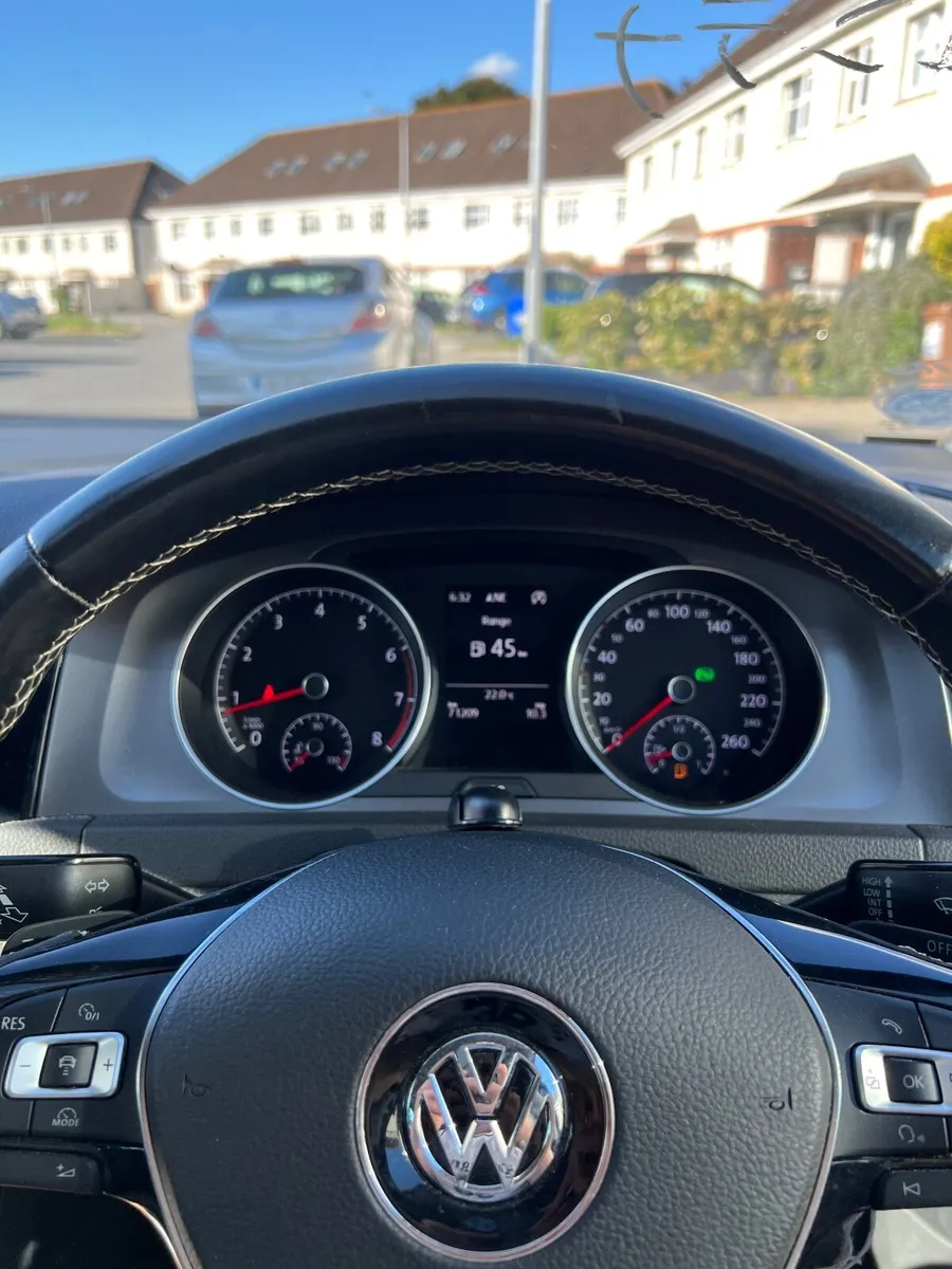 Volkswagen Golf 2015 - Image 3