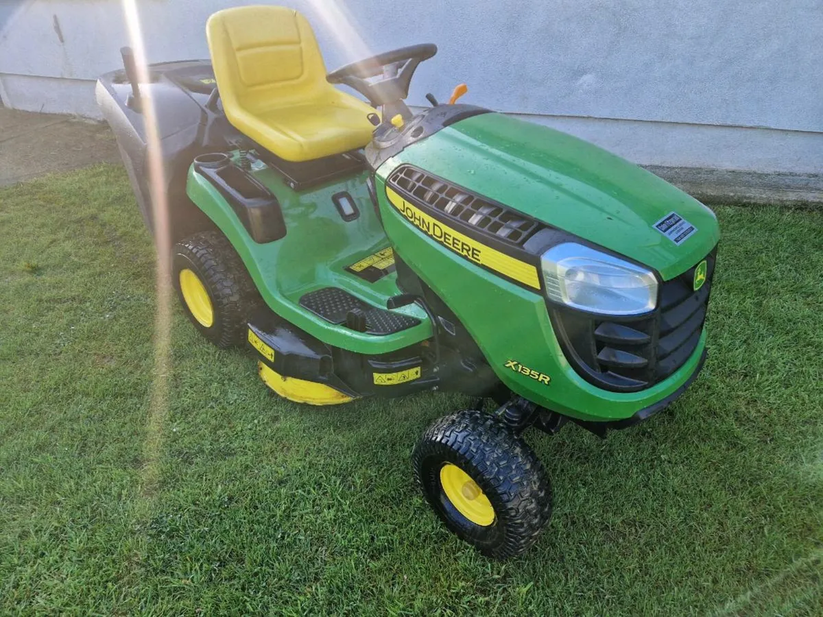 John deere lawnmower for sale - Image 1