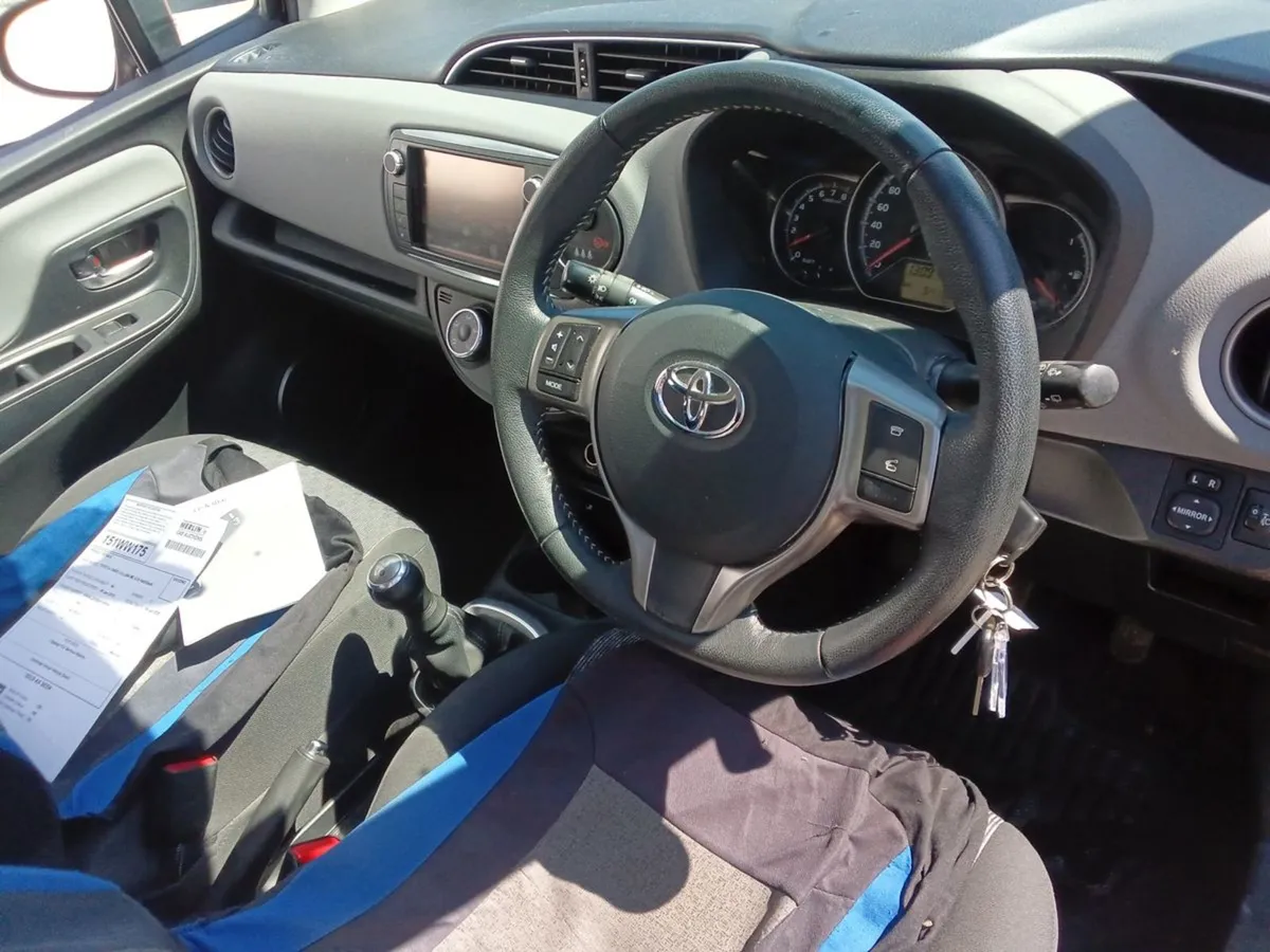 Toyota Yaris 1.0 Luna MC - Image 4