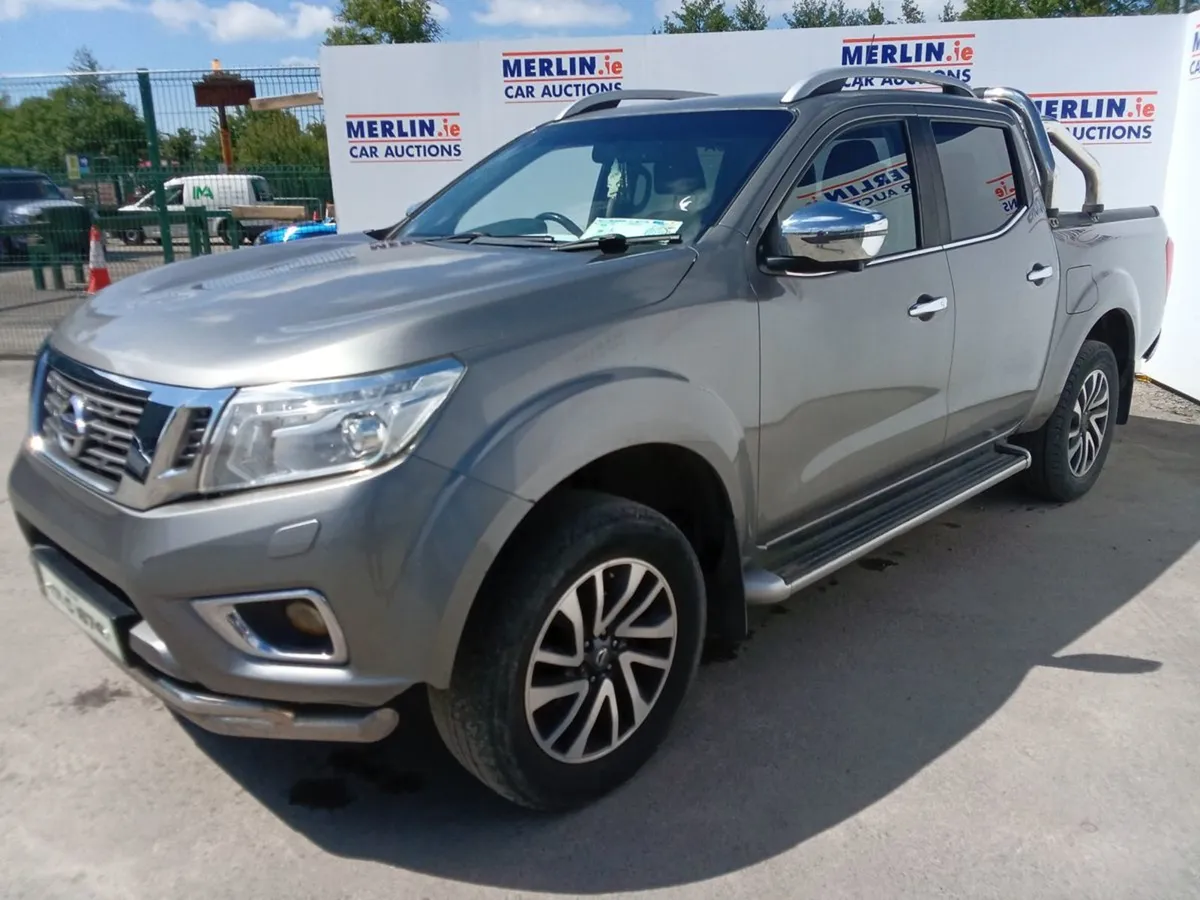 Nissan Navara 2.3 DCI Tekna D/C - Image 3