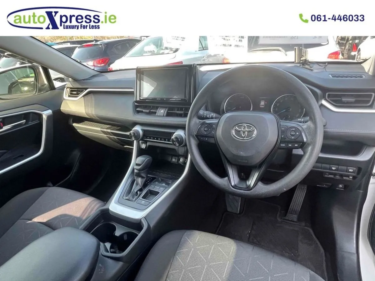 Toyota Rav4 2.5 Hybrid X Automatic  Reversing Cam - Image 2