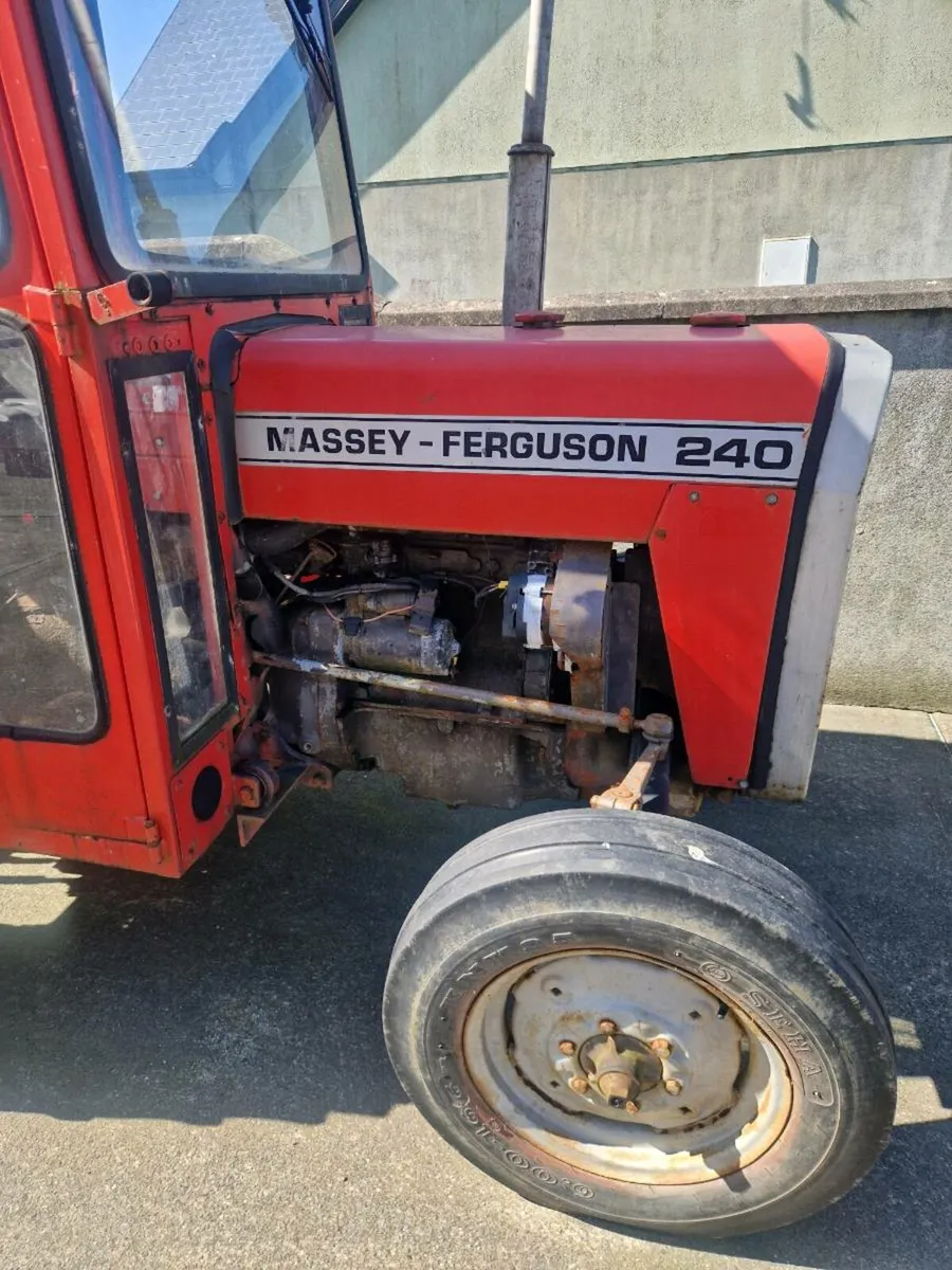 Tractor - Image 2