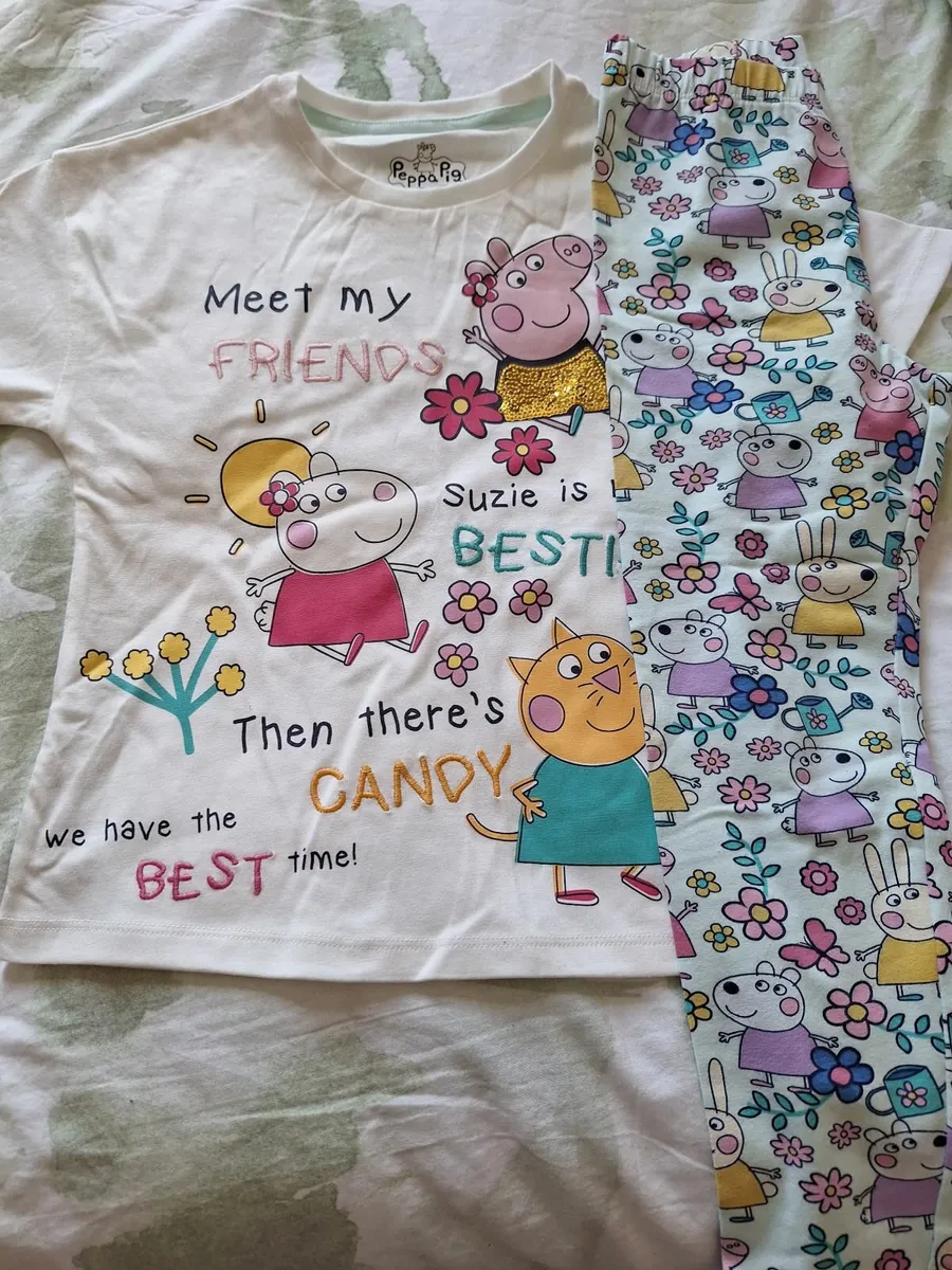 Girls clothes