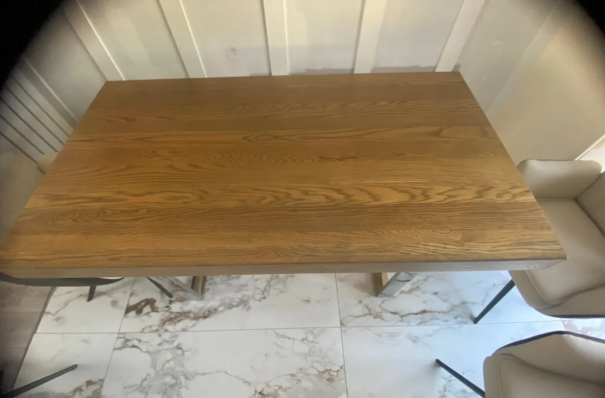 Dining table - Image 2