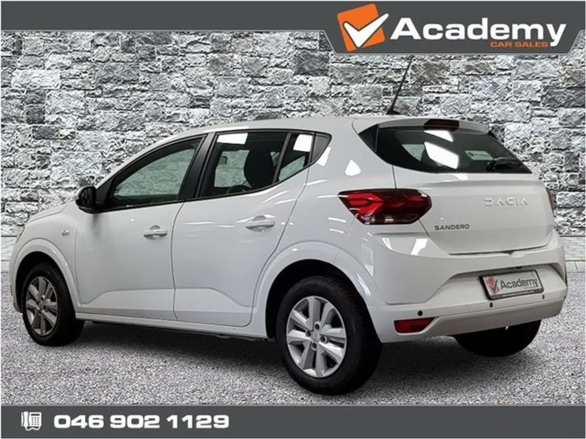 Dacia Sandero Essential TCE 90 5SP NBI 5DR - Image 3