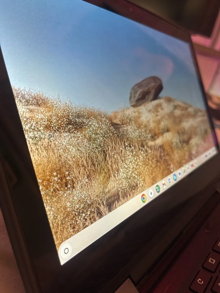 Lenovo Chromebook - Image 2