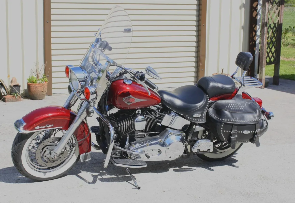 Harley Davidson Heritage Softail 2001 - Image 2