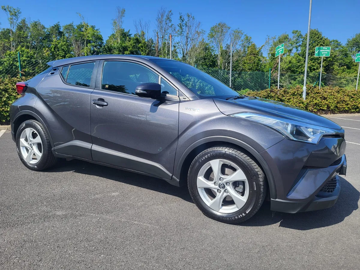2019 TOYOTA CHR ICON HYBRID AUTOMATIC - Image 1