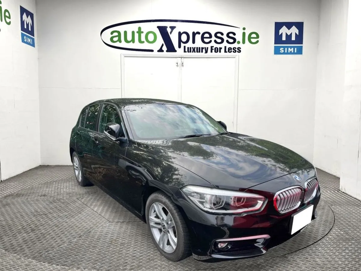 BMW 1 Series 118D Sports Automatic  Reversing Cam - Image 1
