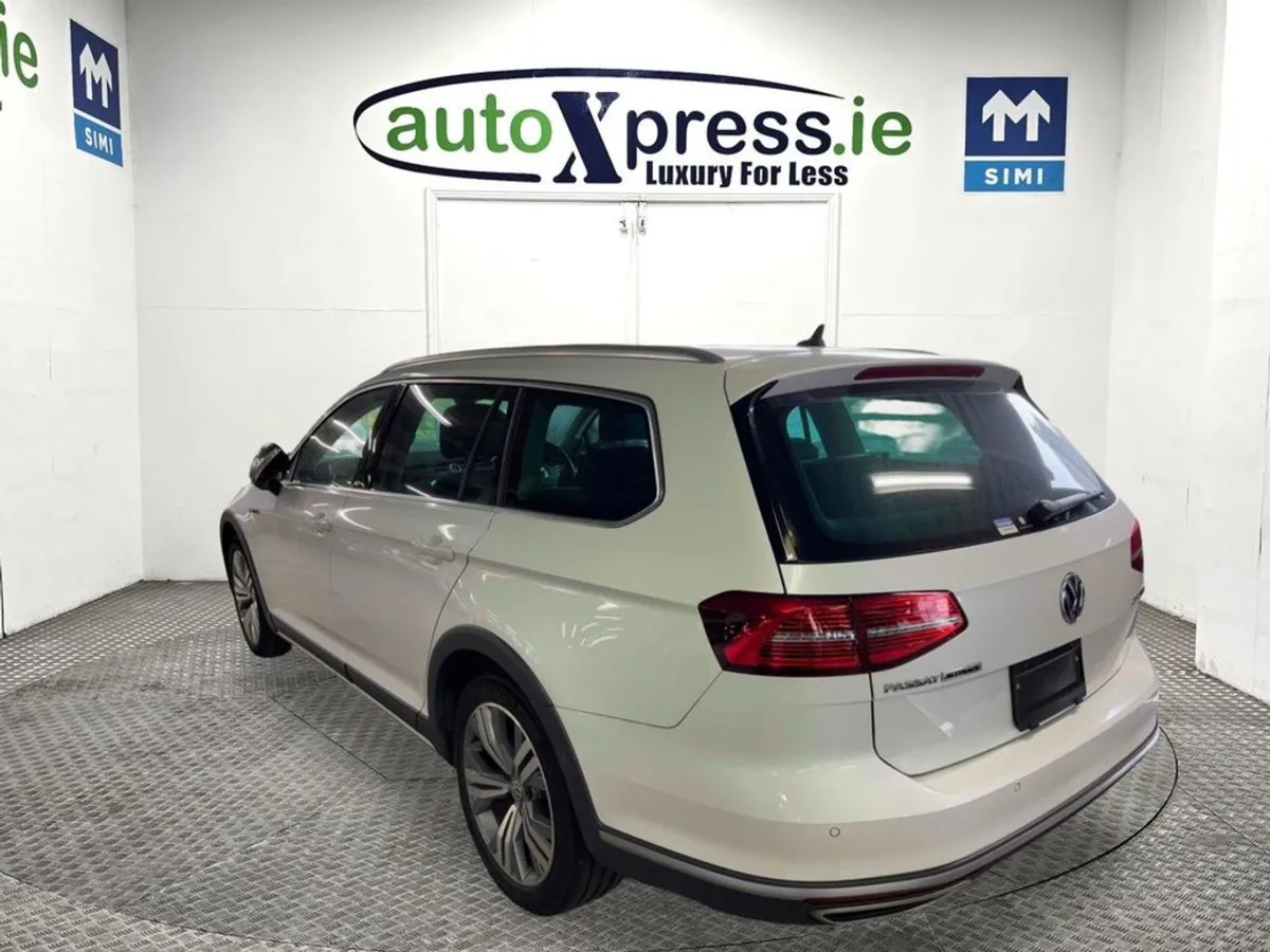 Volkswagen Passat Alltrack 2.0 TDI 4motion Advanc - Image 3