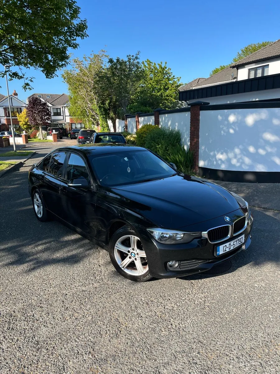 BMW 320d 2012 - Image 1
